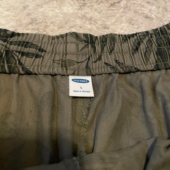 Tropical Green Mid-rise Linen Shorts Old Navy - Picture 5 of 9